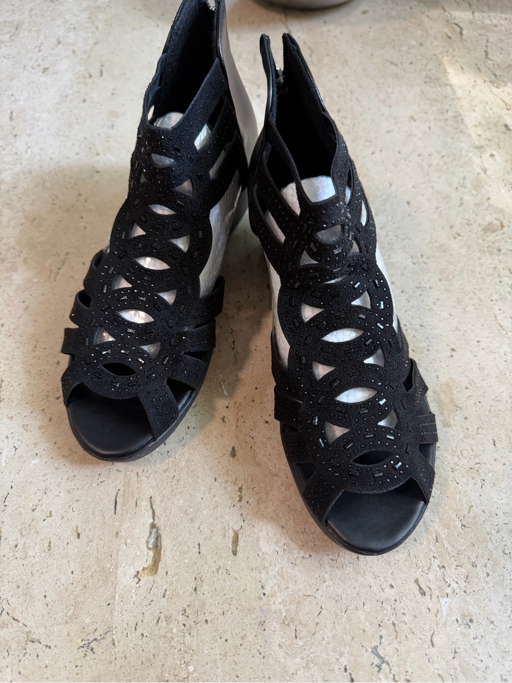 Black Strappy Embellished Shoes Back Zip Women’s Size 8